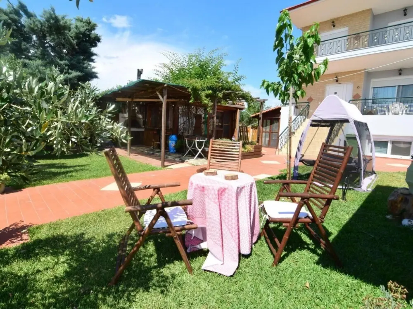 Frezia Maisonette by Travelpro Services