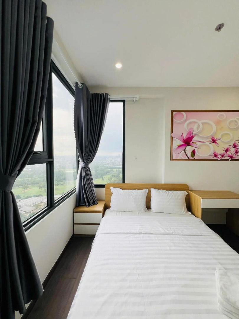 The Emerald Golf View