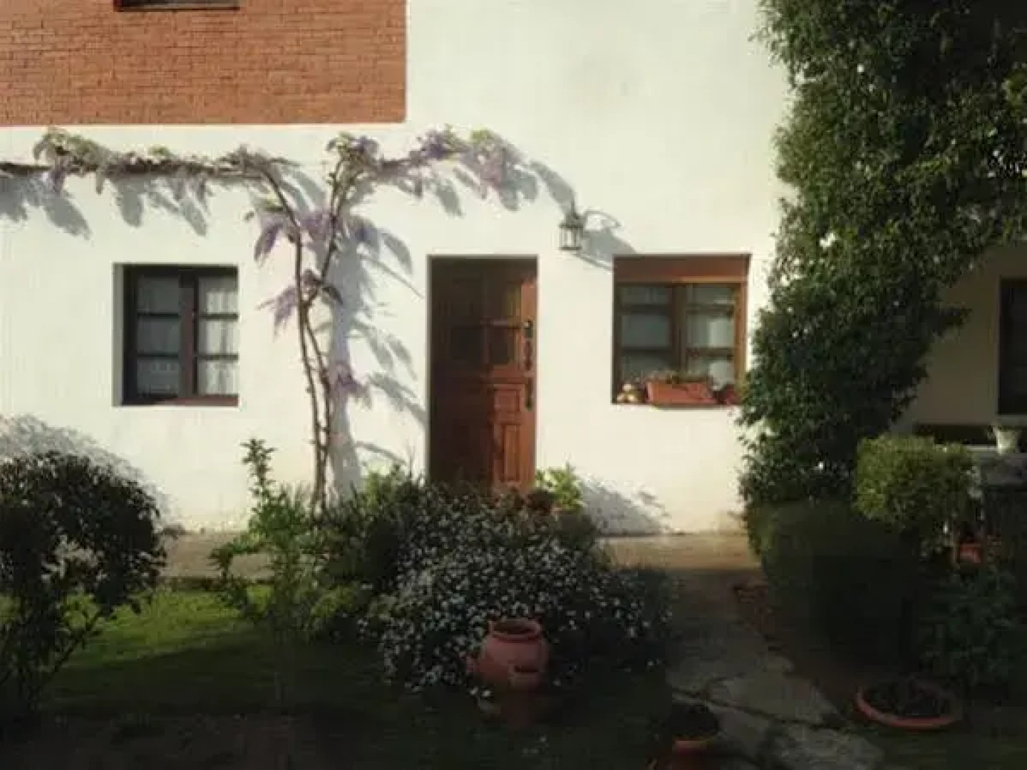 Apartamentos Turísticos Les Piperes