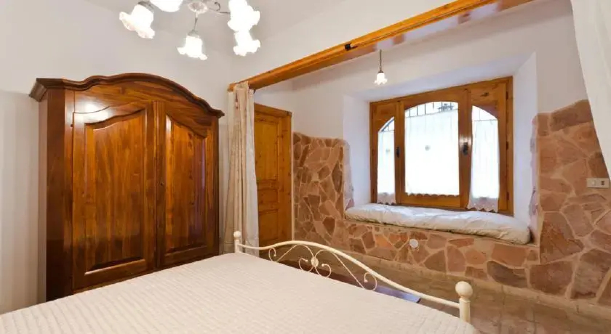 Alcantara rustichouse