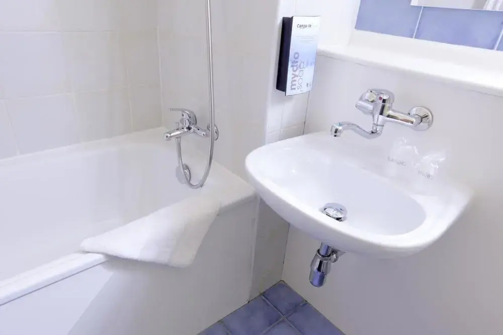 Hôtel Restaurant Campanile Issoudun