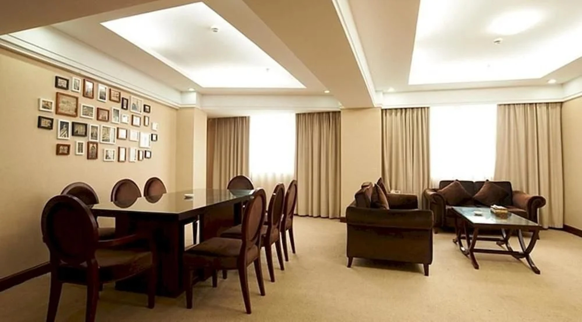 Ningbo Asia Pacific Four Seasons Hotels