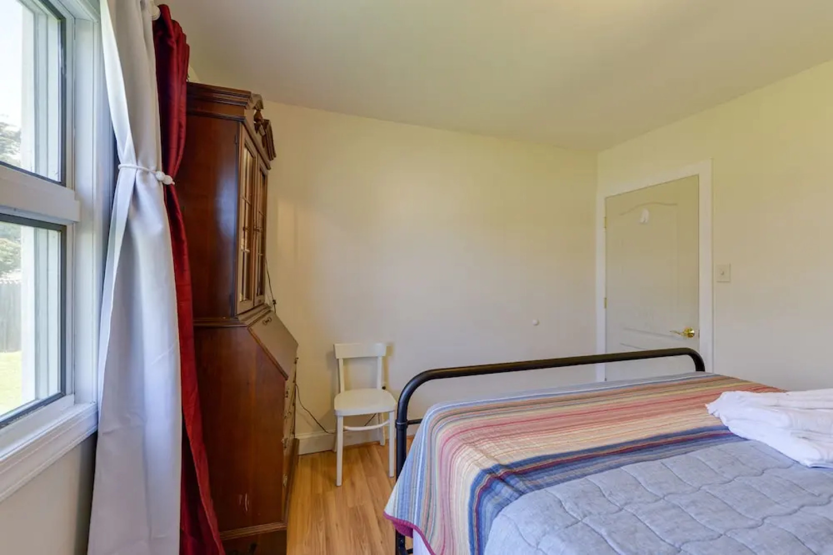 New Jersey Cottage w/ Grill - Short Walk to Beach!