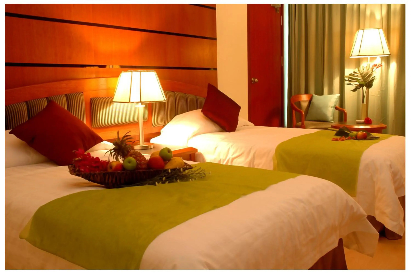 Oriental Crystal Hotel