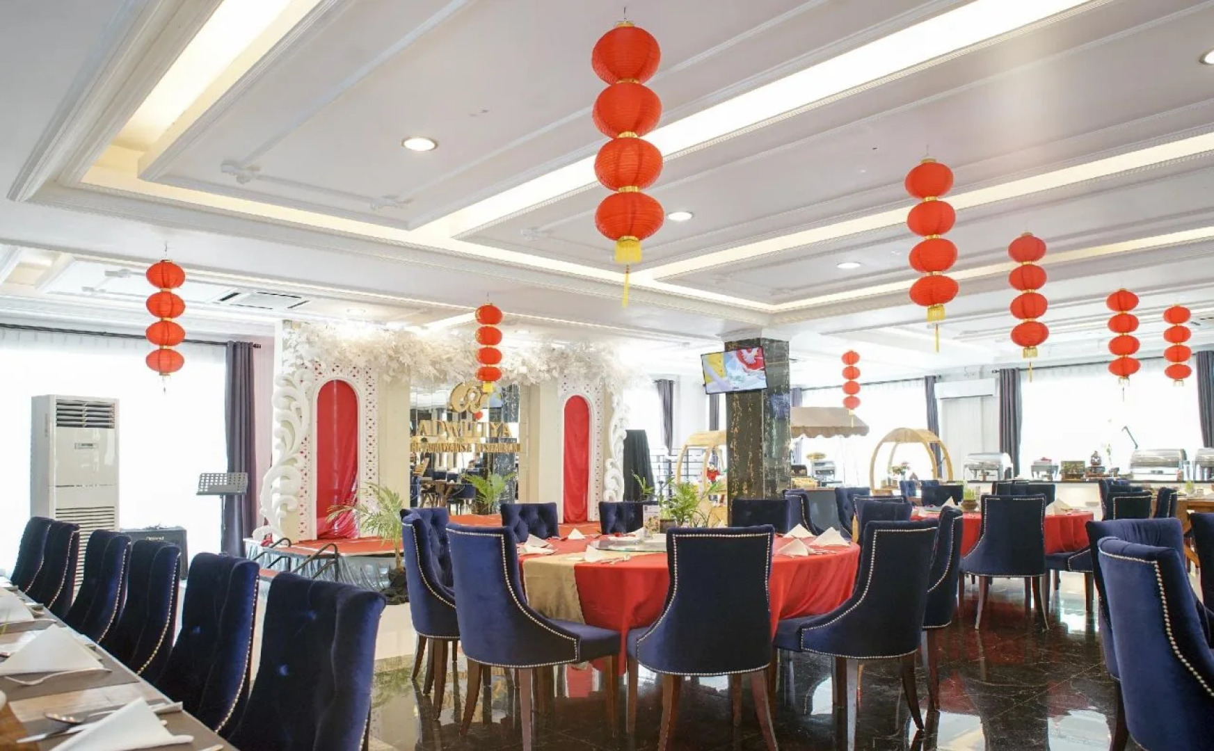 Adhiwangsa Hotel & Convention Hall