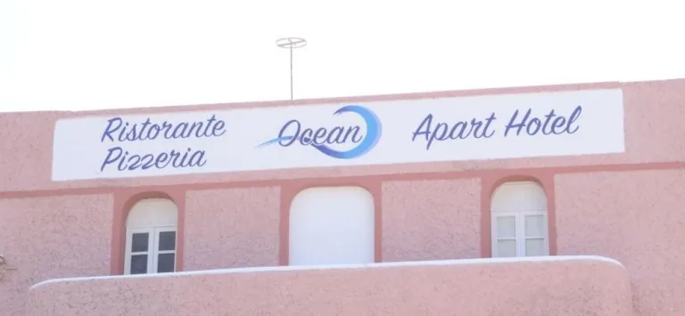Ocean Apart Hotel