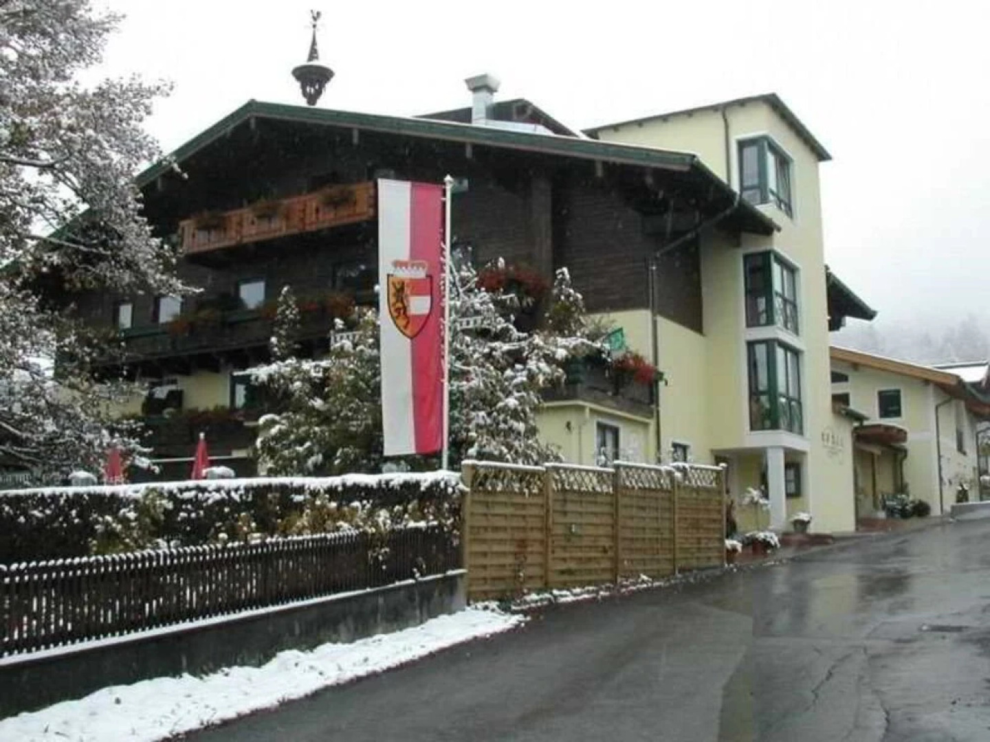 Hotel & Gasthof Kröll