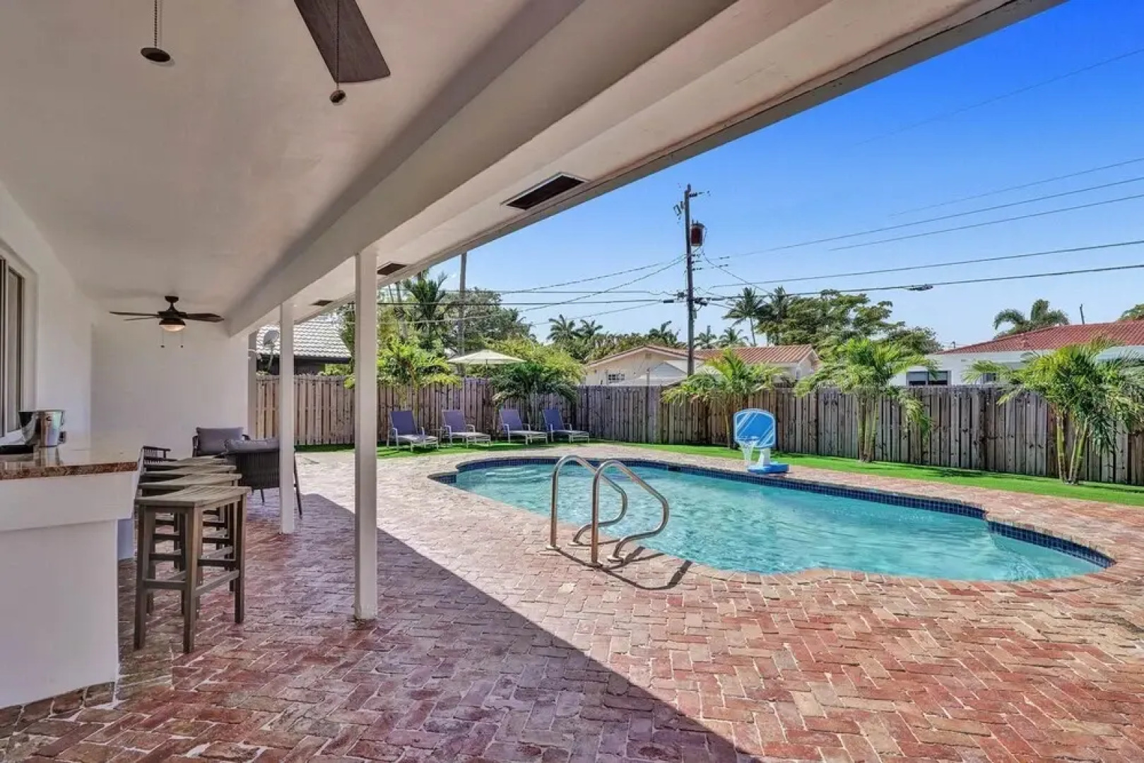 6BR Oasis with Heated Pool & Gameroom