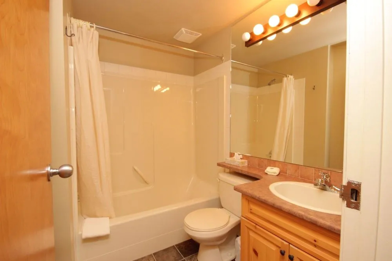 Timberline Lodges by Fernie Lodging Company