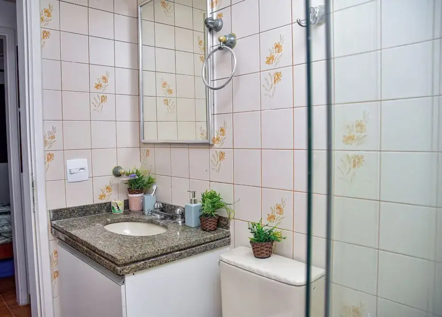 Flat com Piscina e Lazer na Praia de Pitangueiras