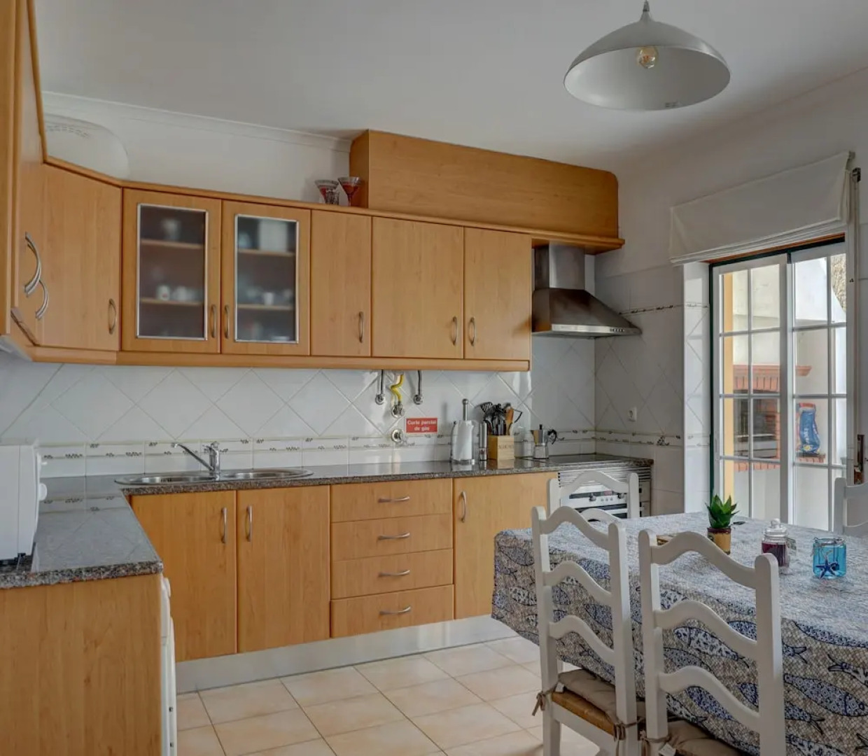 Peniche Surf Lodge - Hostel