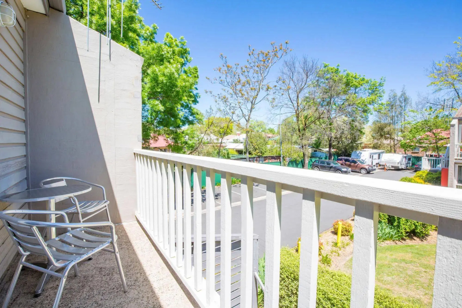 Summer East Serviced Apartments