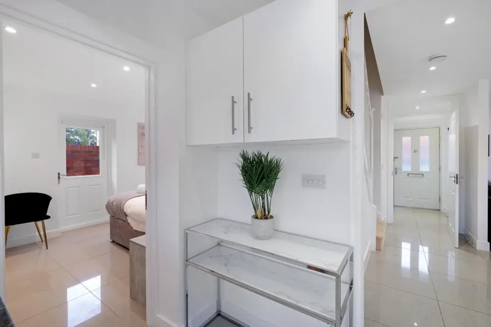 Luxury 5 bedroom Serviced Hse Leavesden