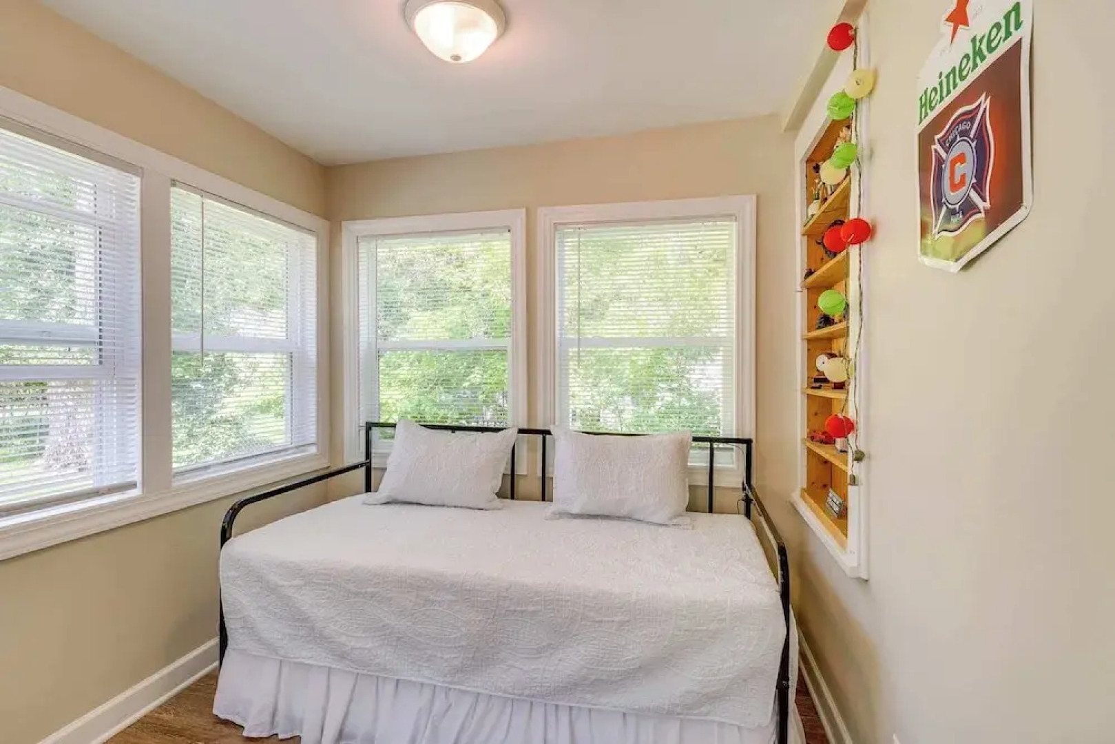 Lakeview Lodge - Stay for 6