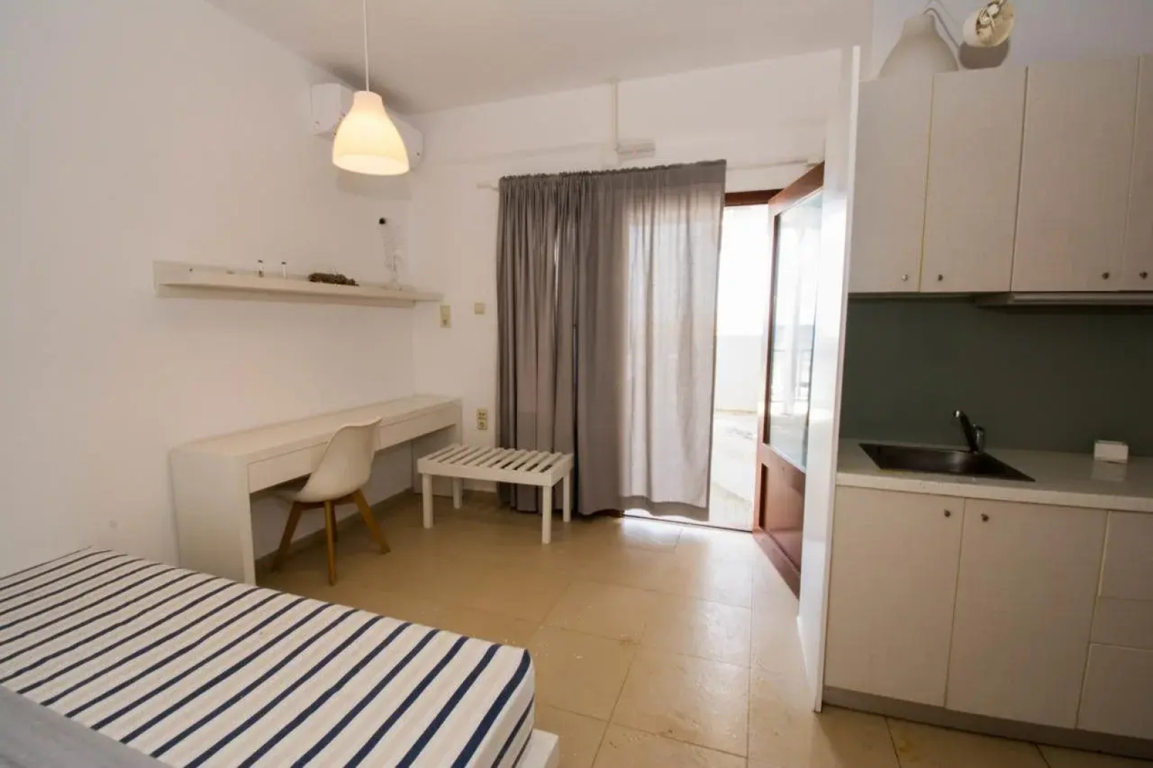 Golden Grain Suites by Checkin