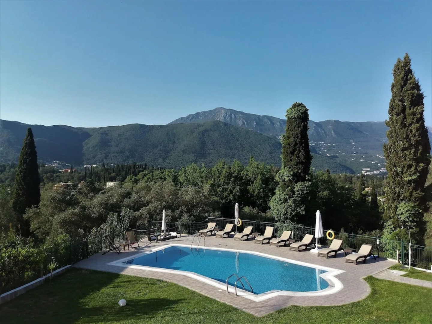 Ziogas Luxury Apartments