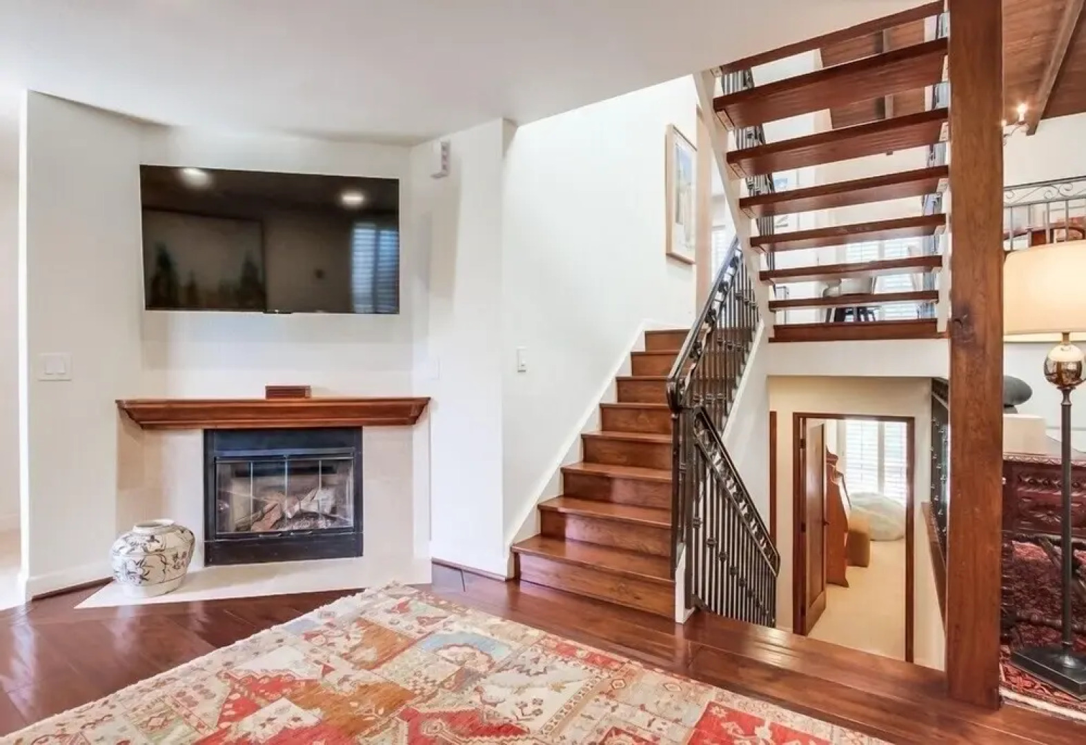 Sbtc161 3 Bedroom Condo