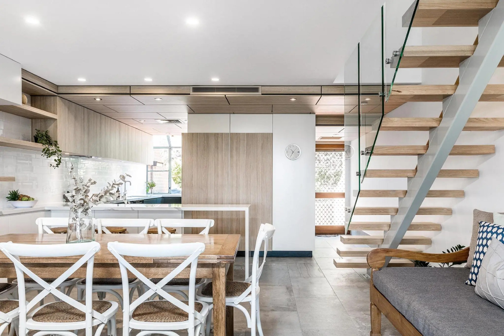 A PERFECT STAY –11 James Cook Apartment