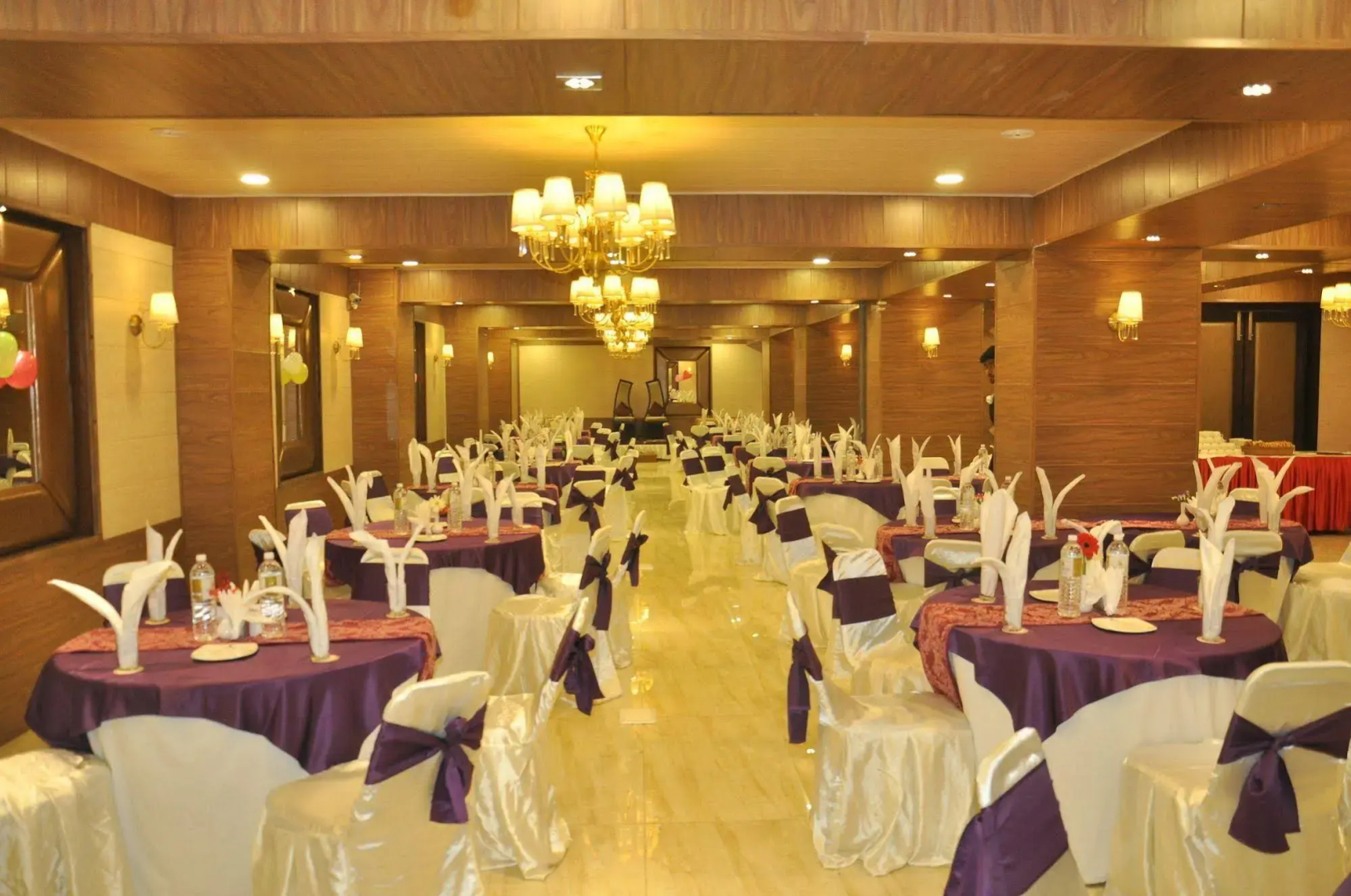Hotel Pine Spring Srinagar Wazir Bagh