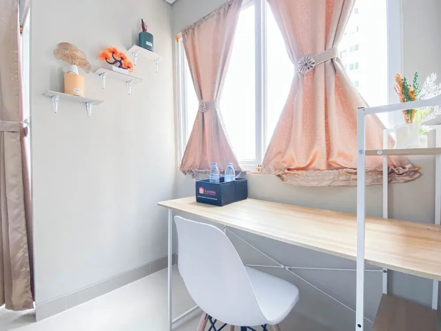 Nice Studio Room Apartment at LRT City Sentul - Royal Sentul Park