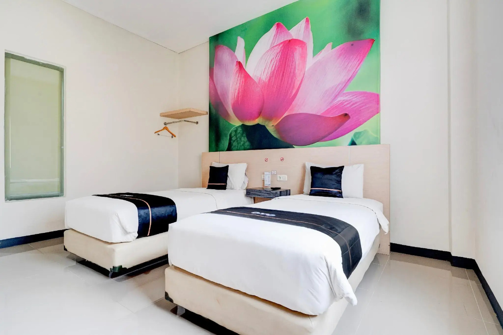 Townhouse Oak Cihampelas Near Ciwalk Formerly Promenade Hotel