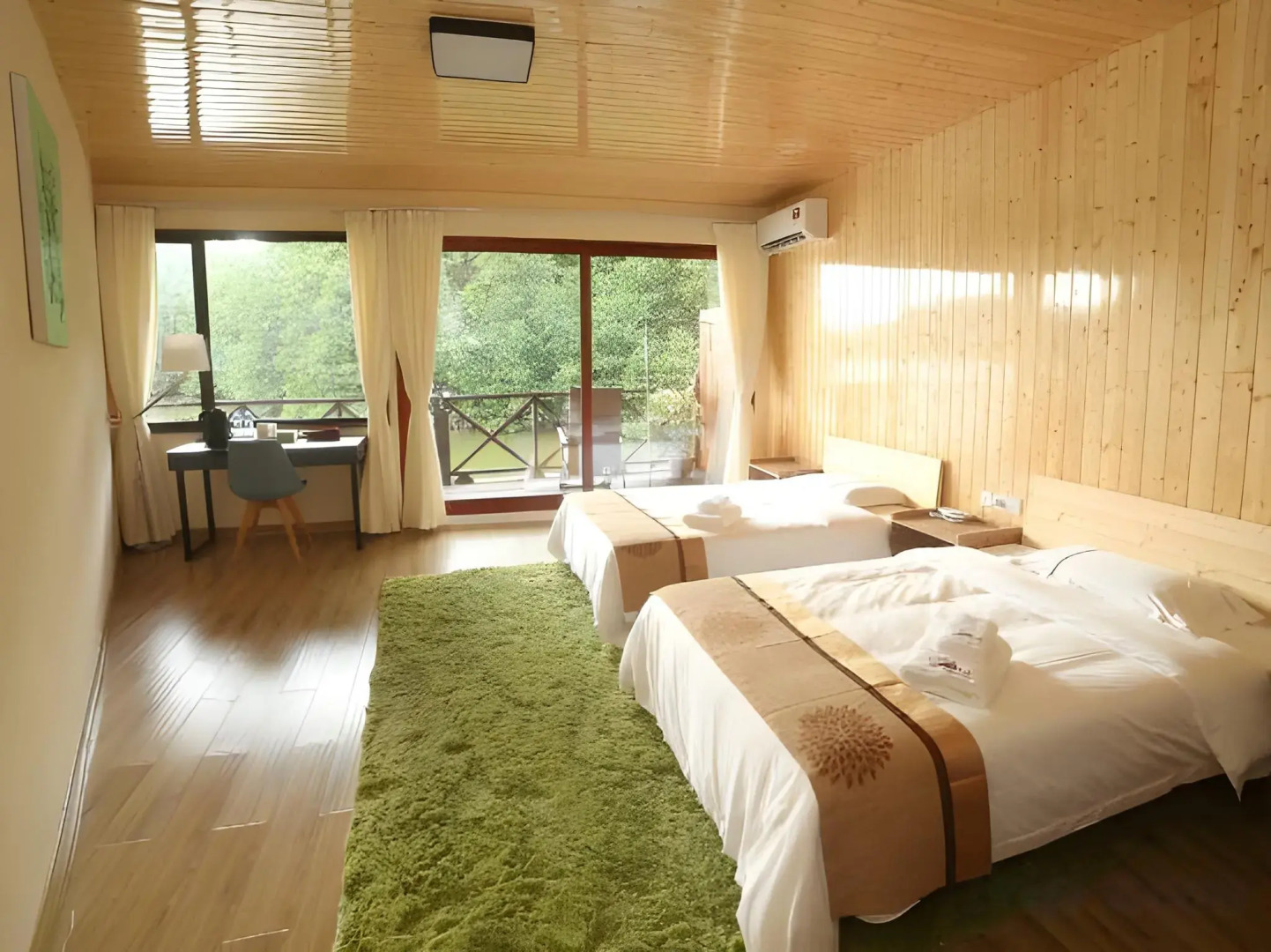 Gayang friendly water house homestay