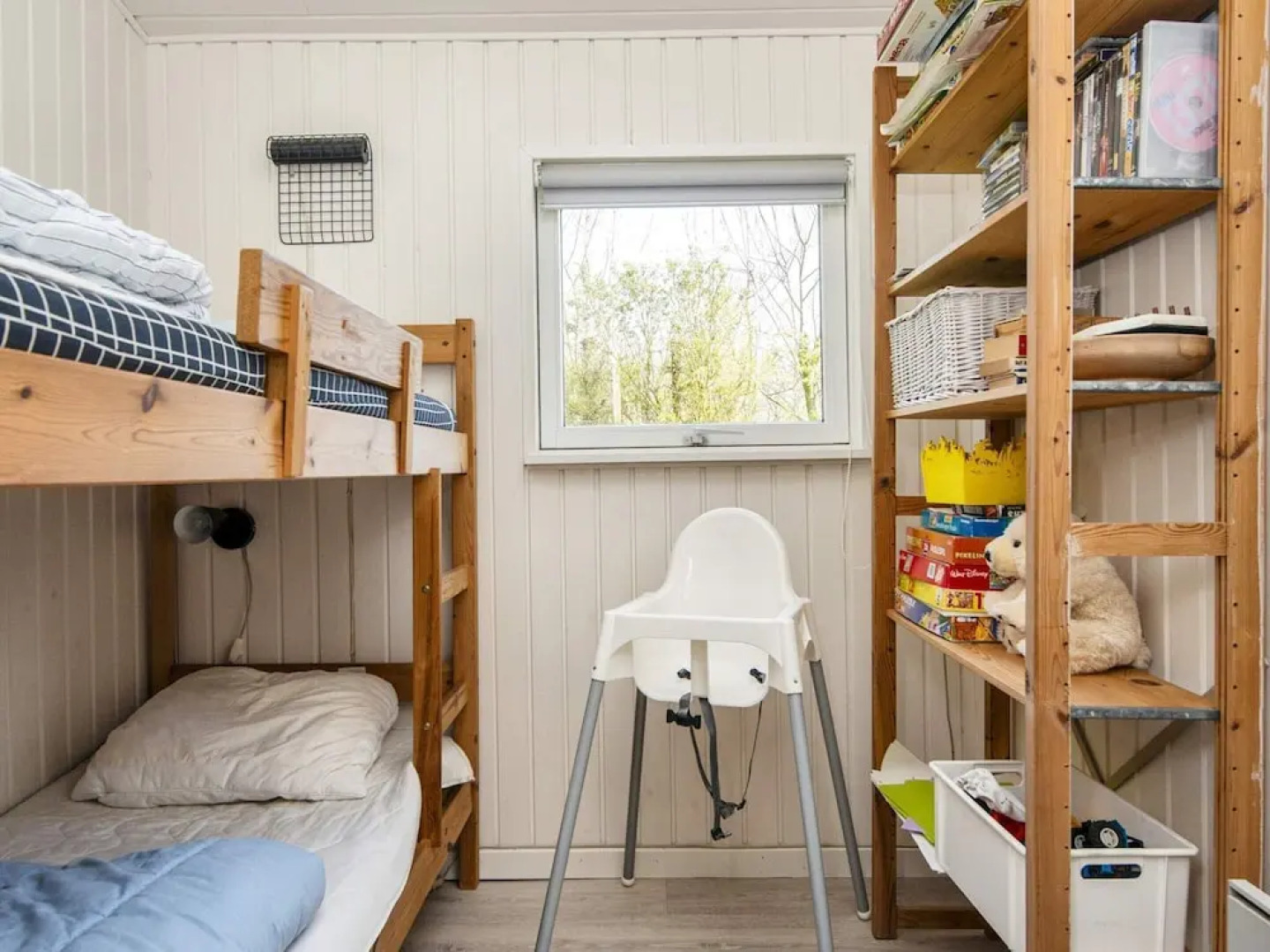 Vintage Holiday Home in Struer near Open Field