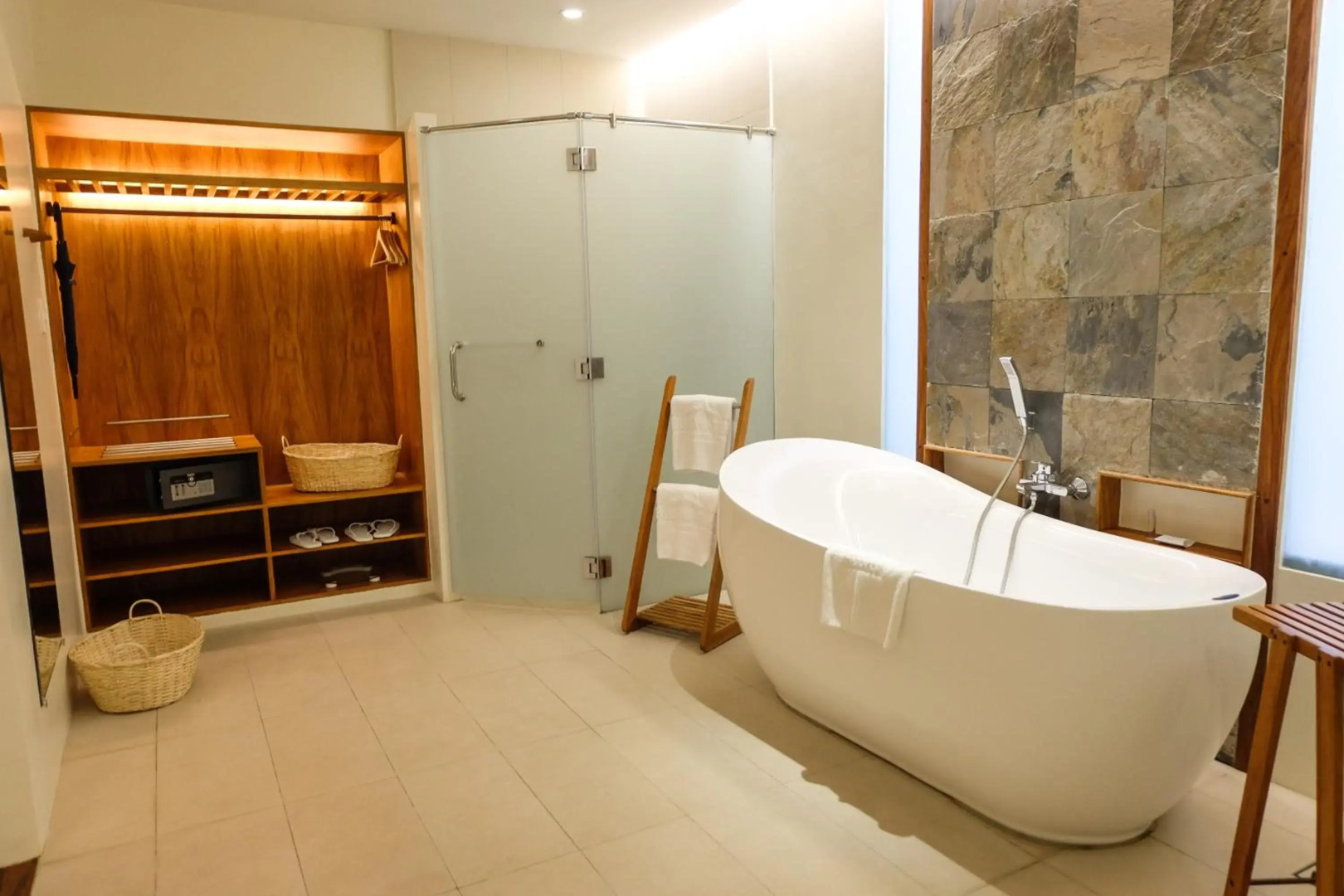 Bluewater Maribago Beach Resort