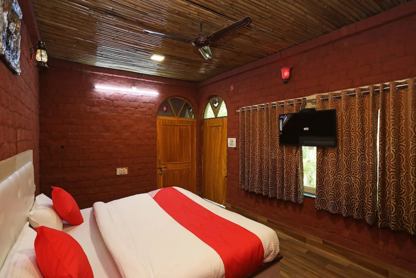 OYO 29068 The Green Petal Resort