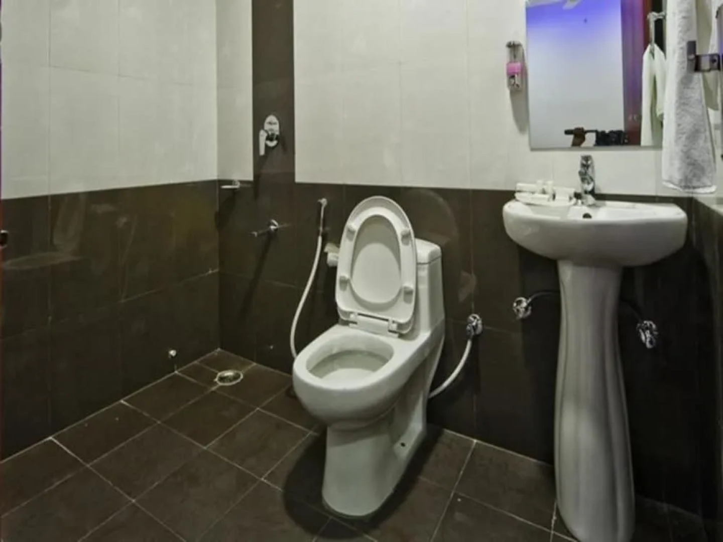 Hotel Durga Silverline