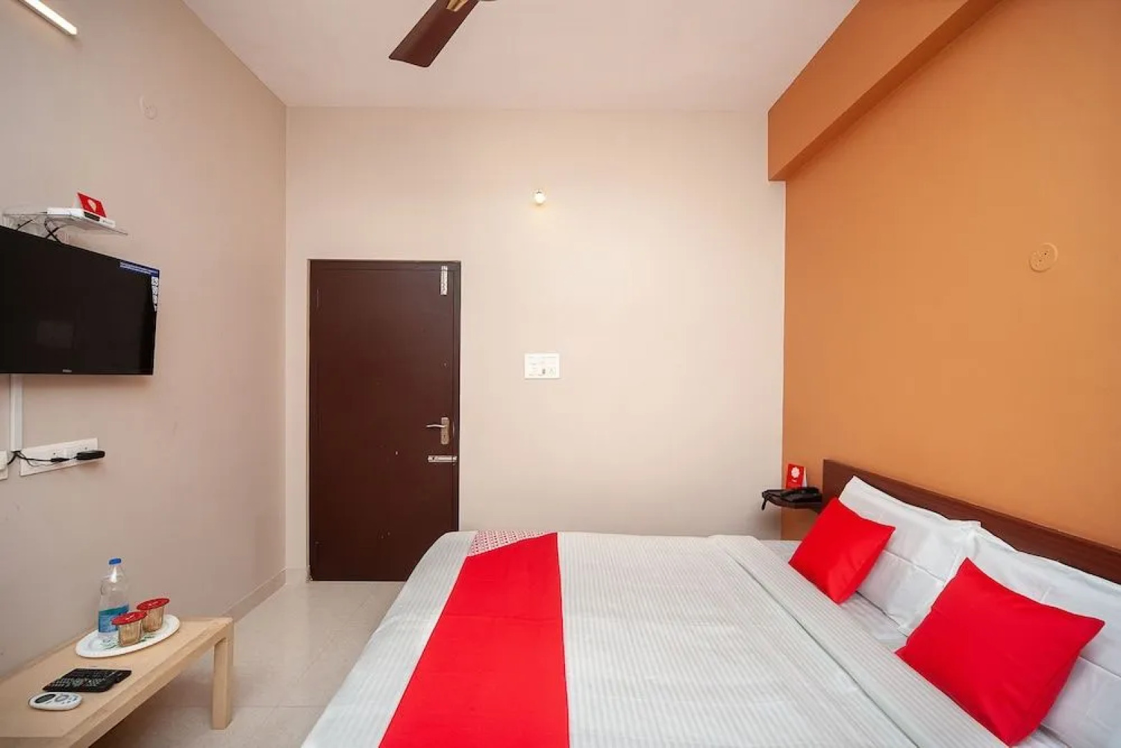 Oyo 29278 Sri Laya Guest House