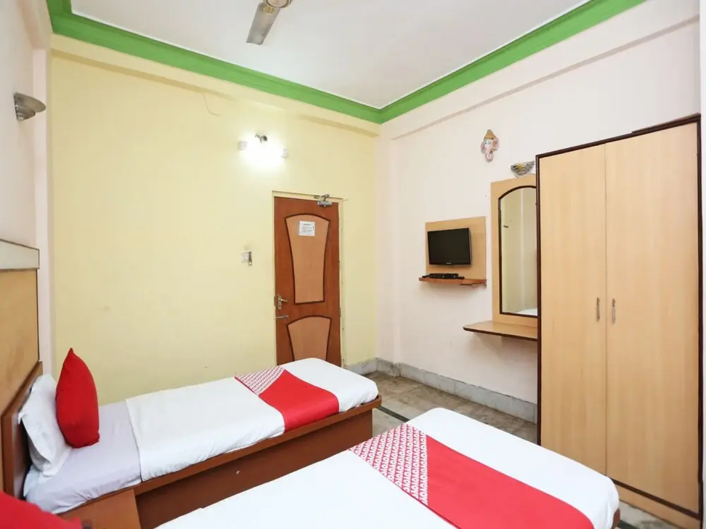 OYO 40479 Hotel Sree Residency