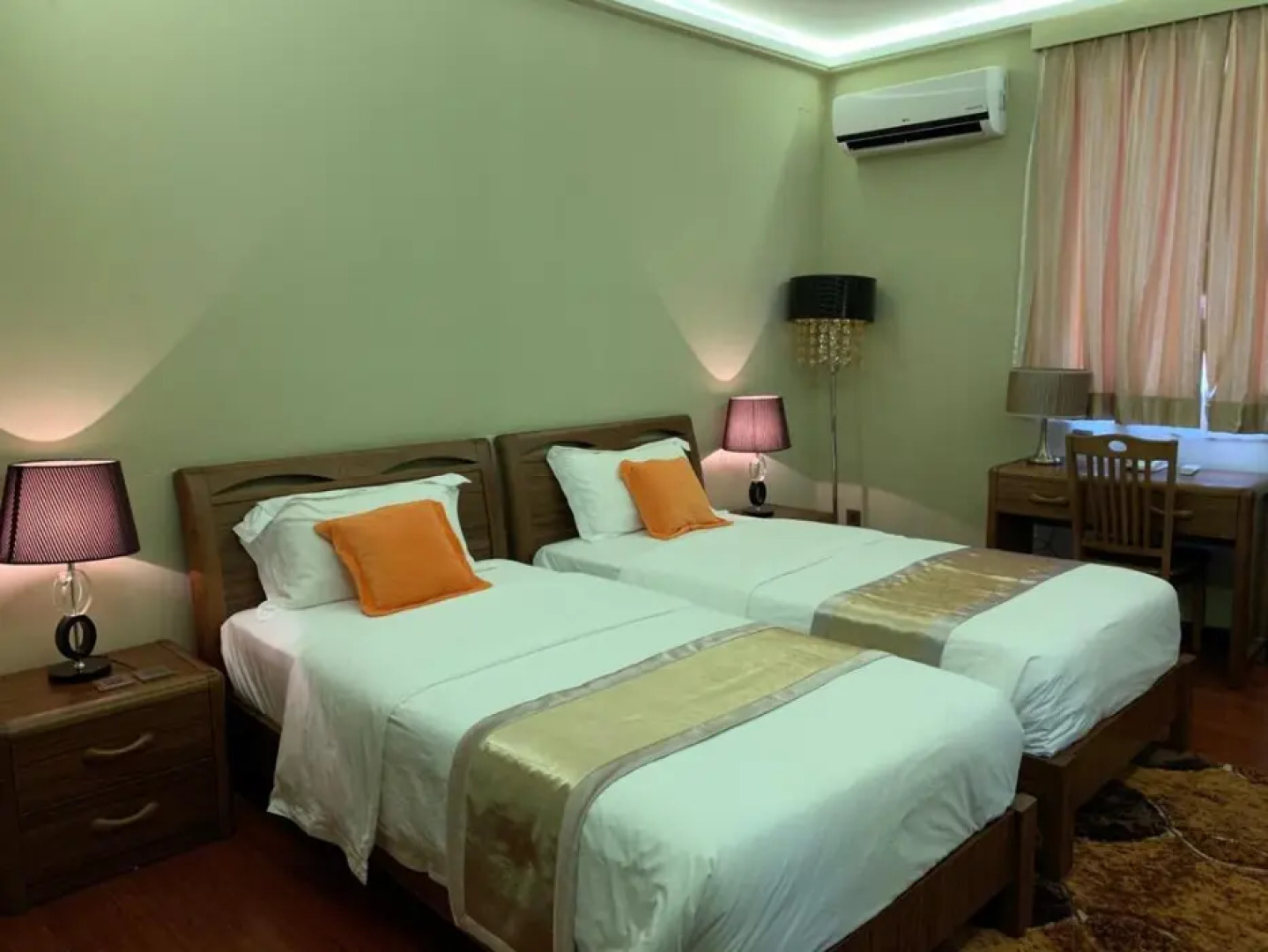 Marina Boutique Hotel