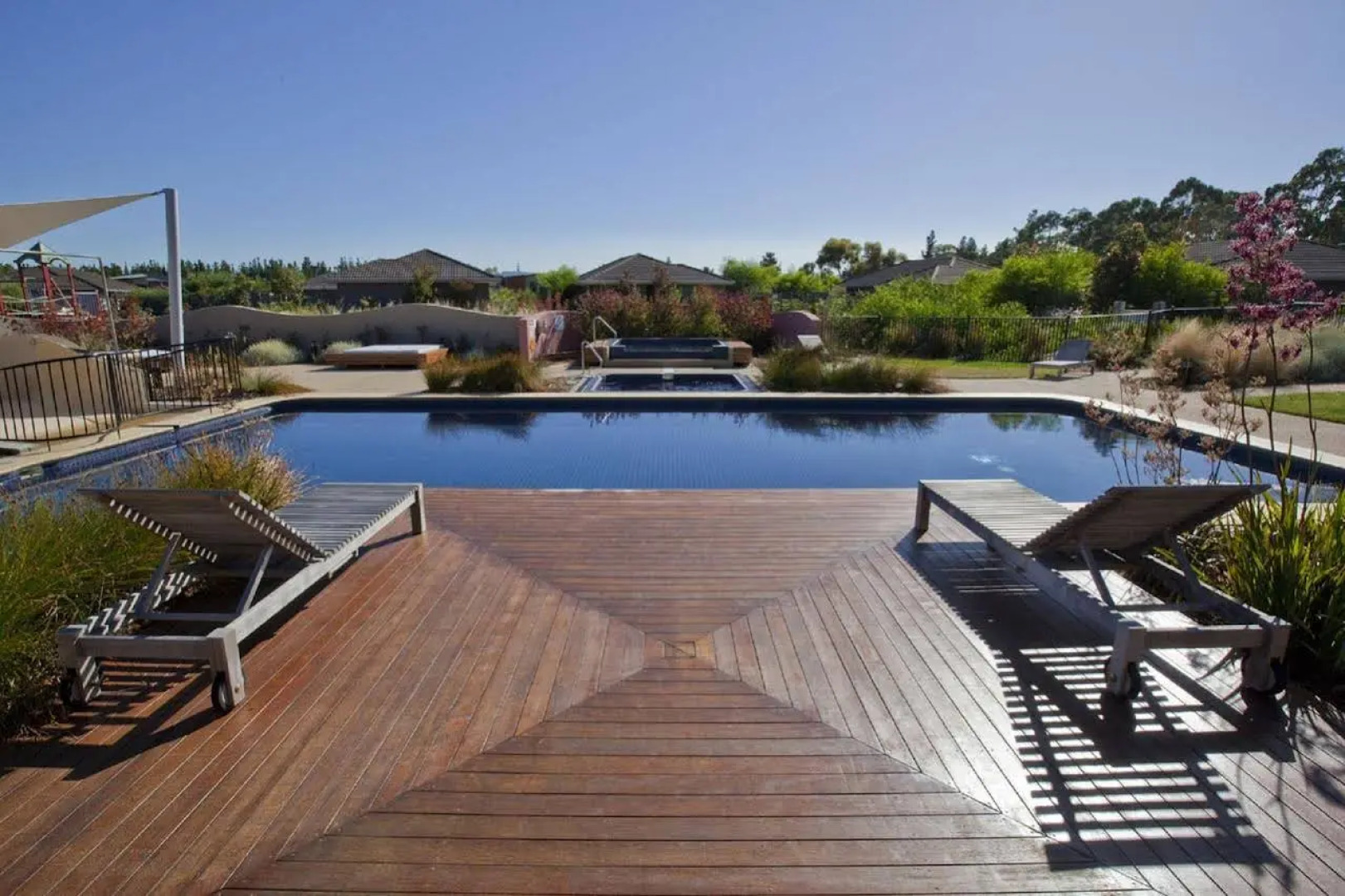 Ramada Resort by Wyndham Seven Mile Beach