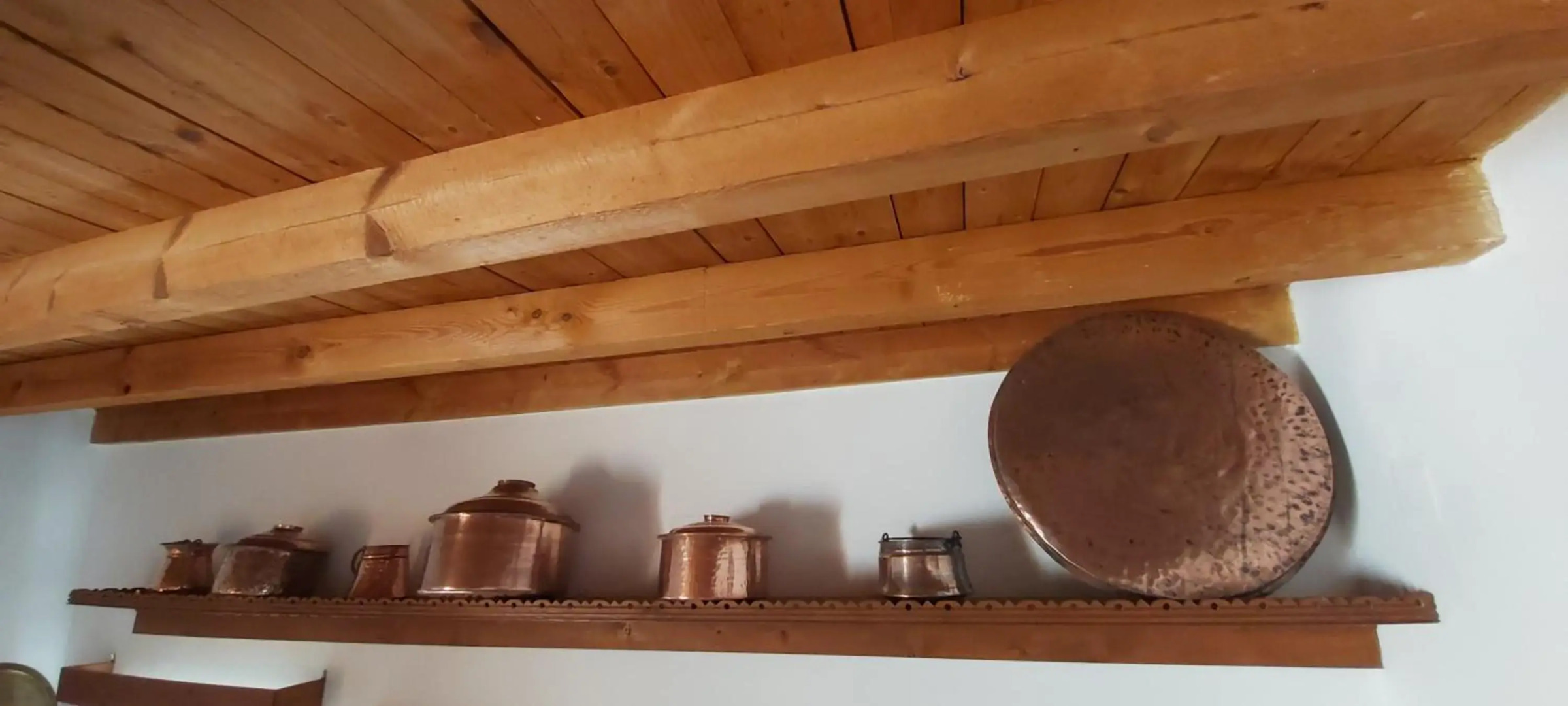 Traditional house in Asfendiou