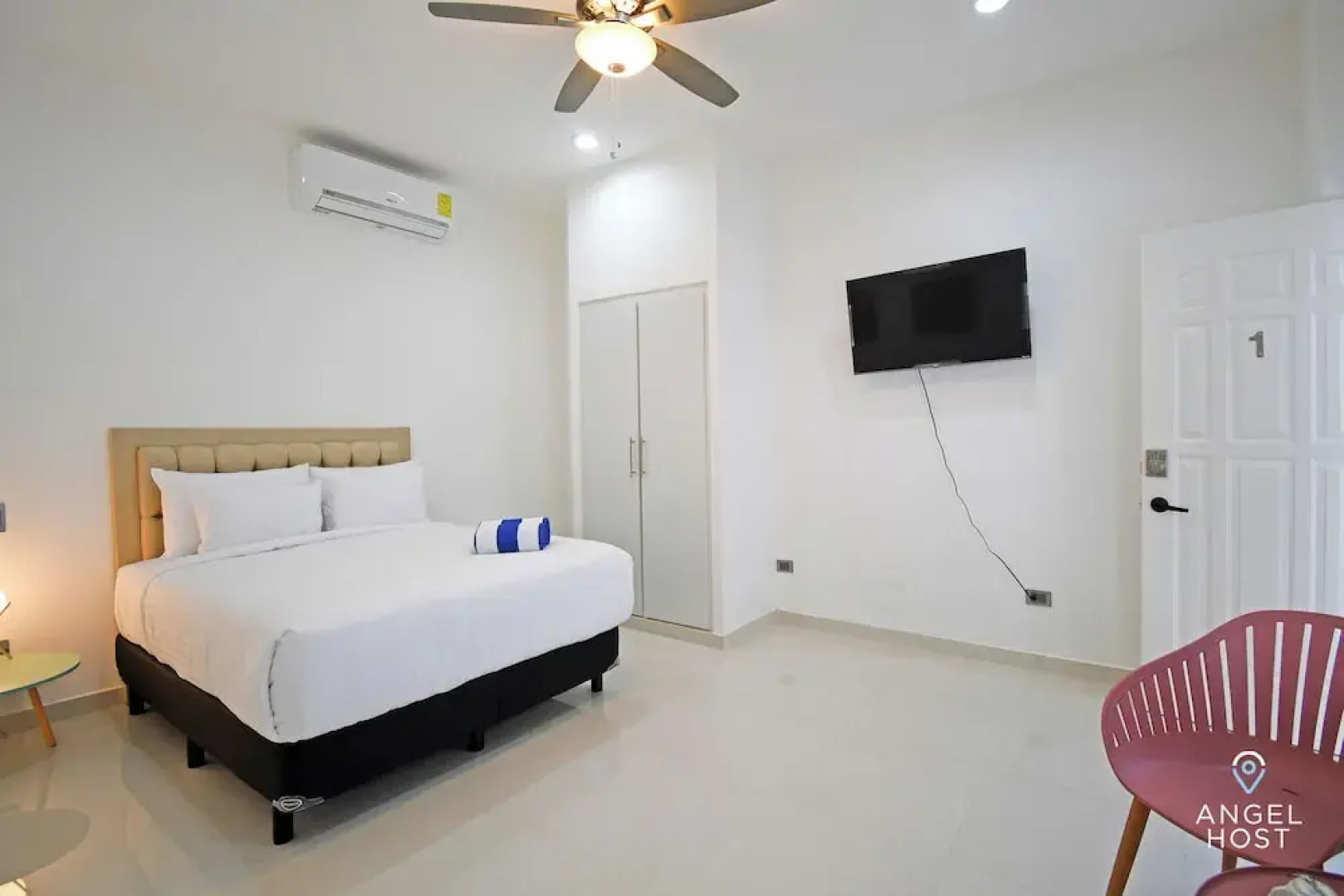 Downtown Rooms Pool & BBQ Near Hotspots