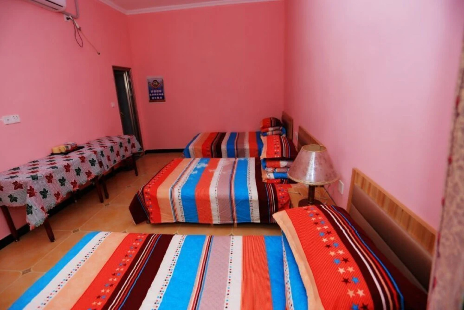 Dunhuang 8090 Guest House