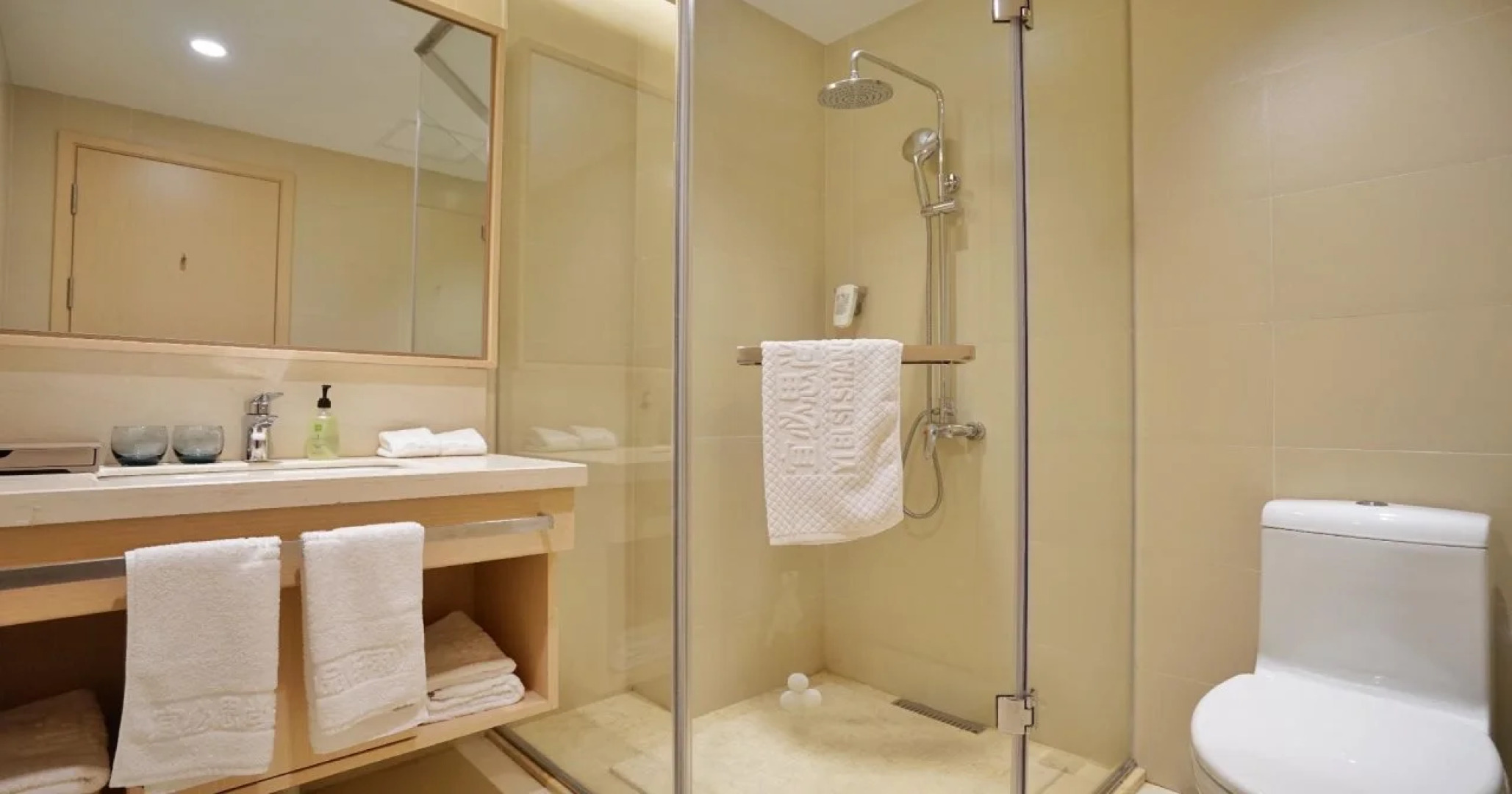 IBIS Styles NC Red Valley