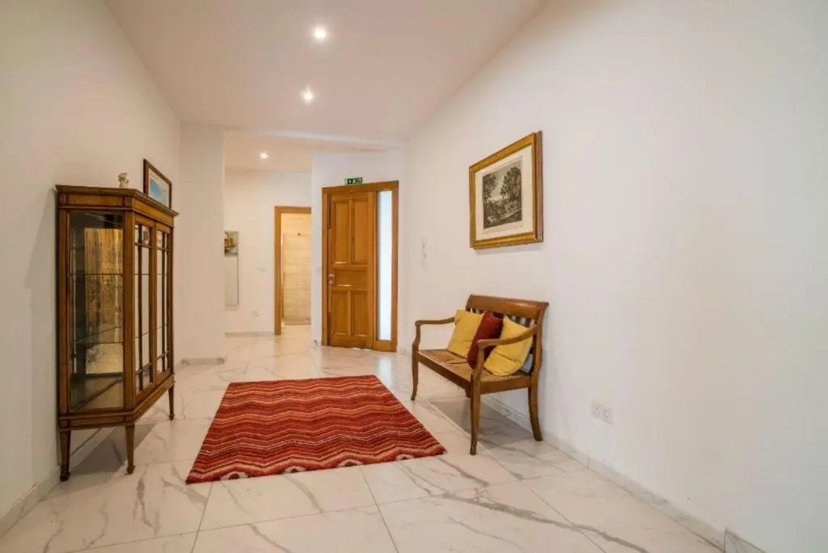 Sea Bank Villa Apartments