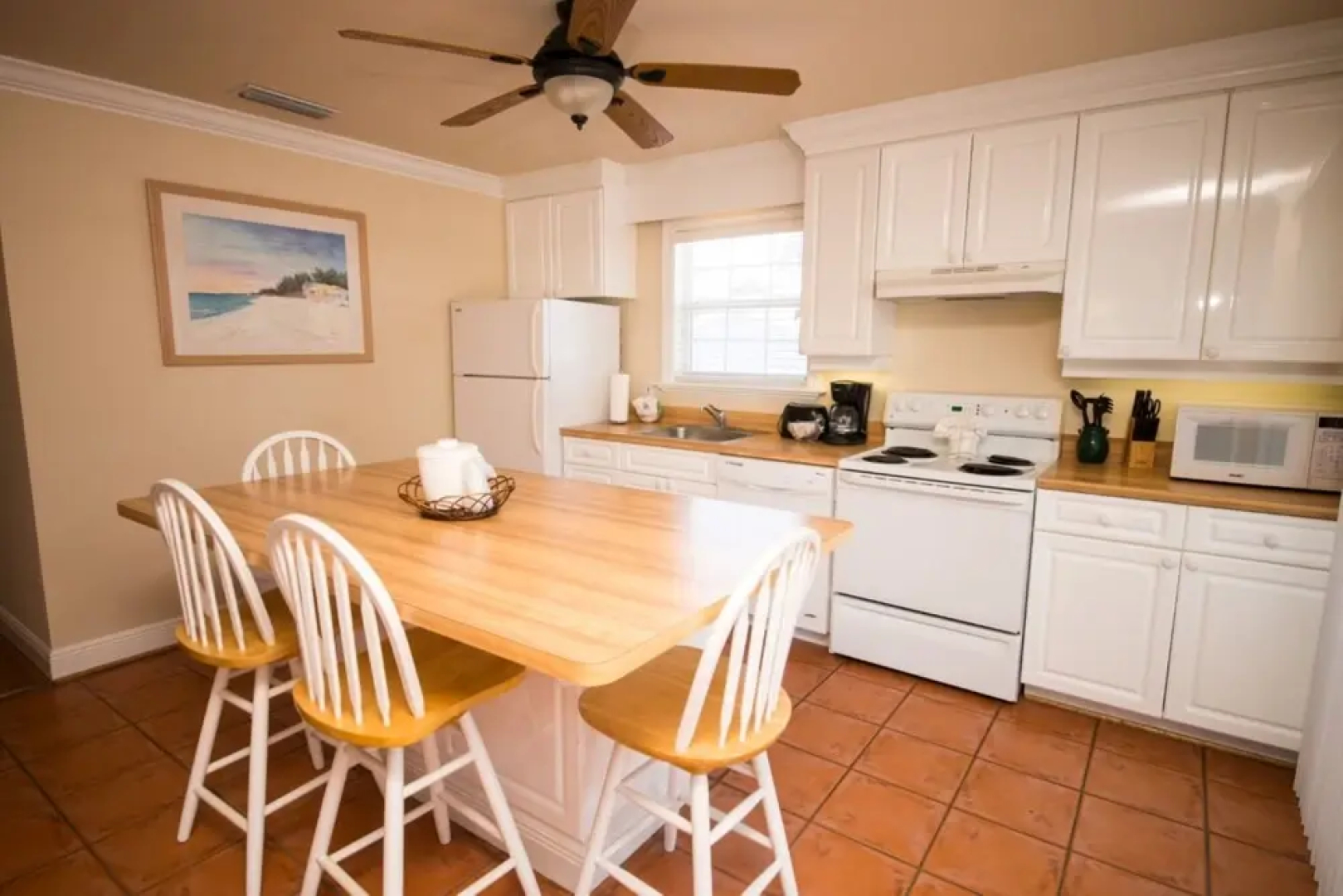 Tortuga Inn Beach Resort