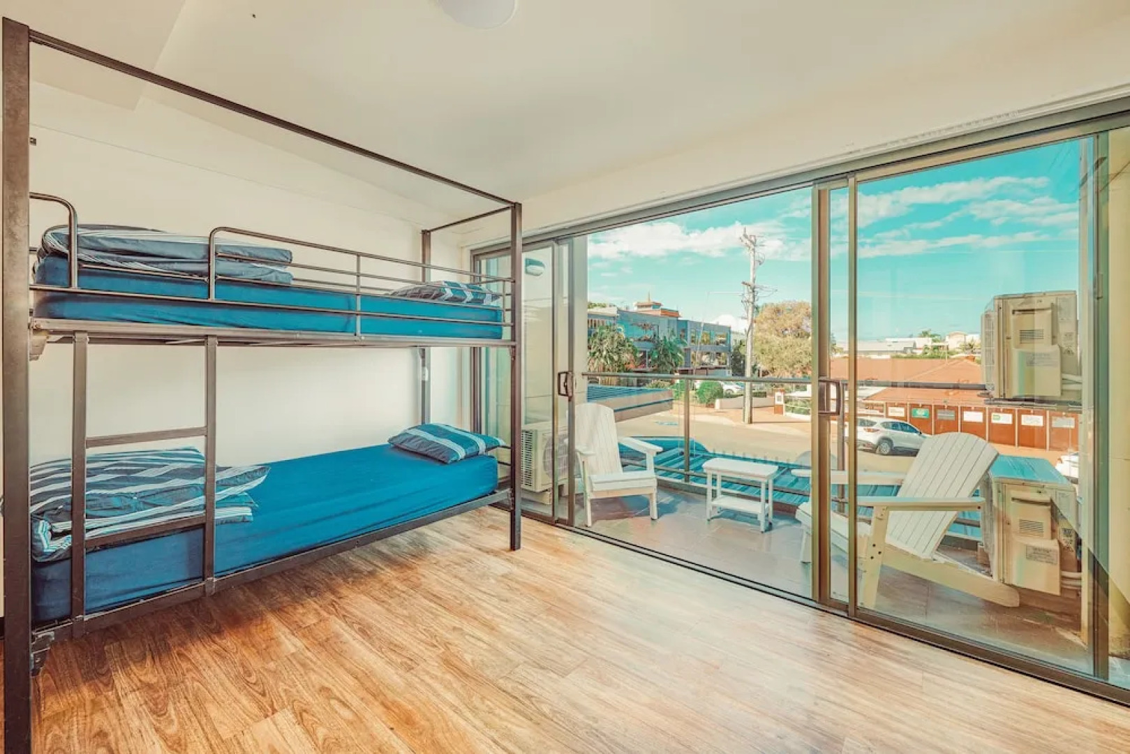 The Surf House - Hostel