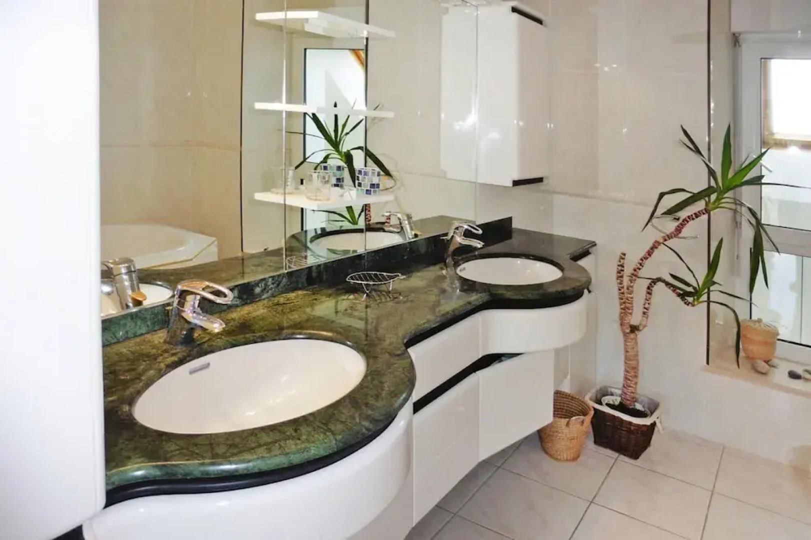 Holiday Home in Morbihan With Sea Views