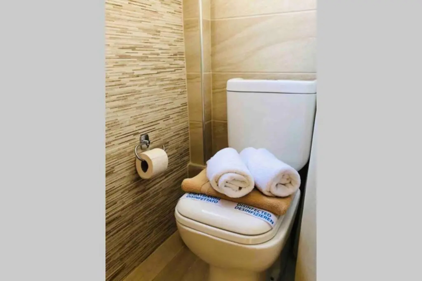 Remvi Deluxe Apartment 202 with Sea View