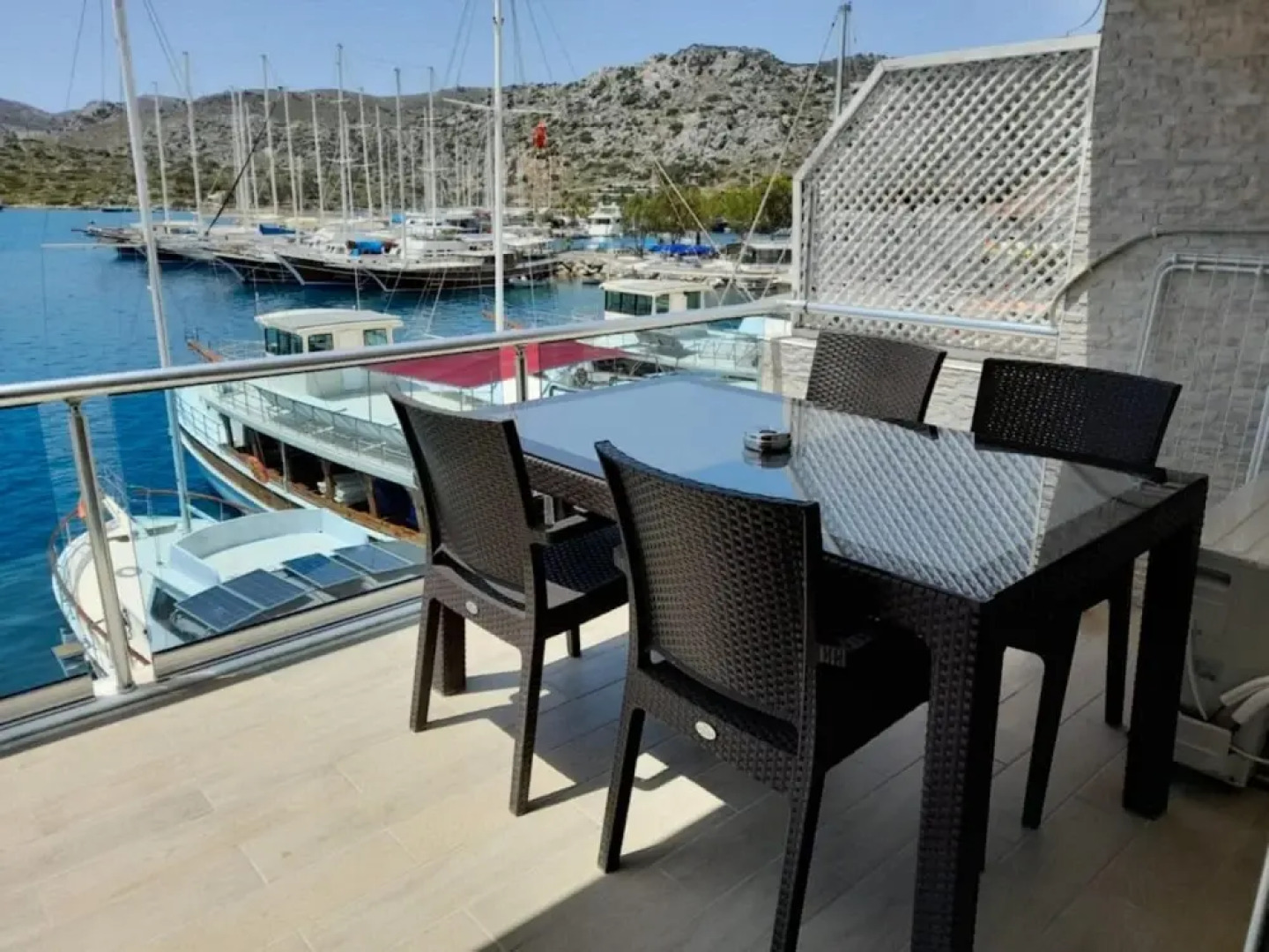 Cozy Flat With Sea View Near Beach in Bozburun