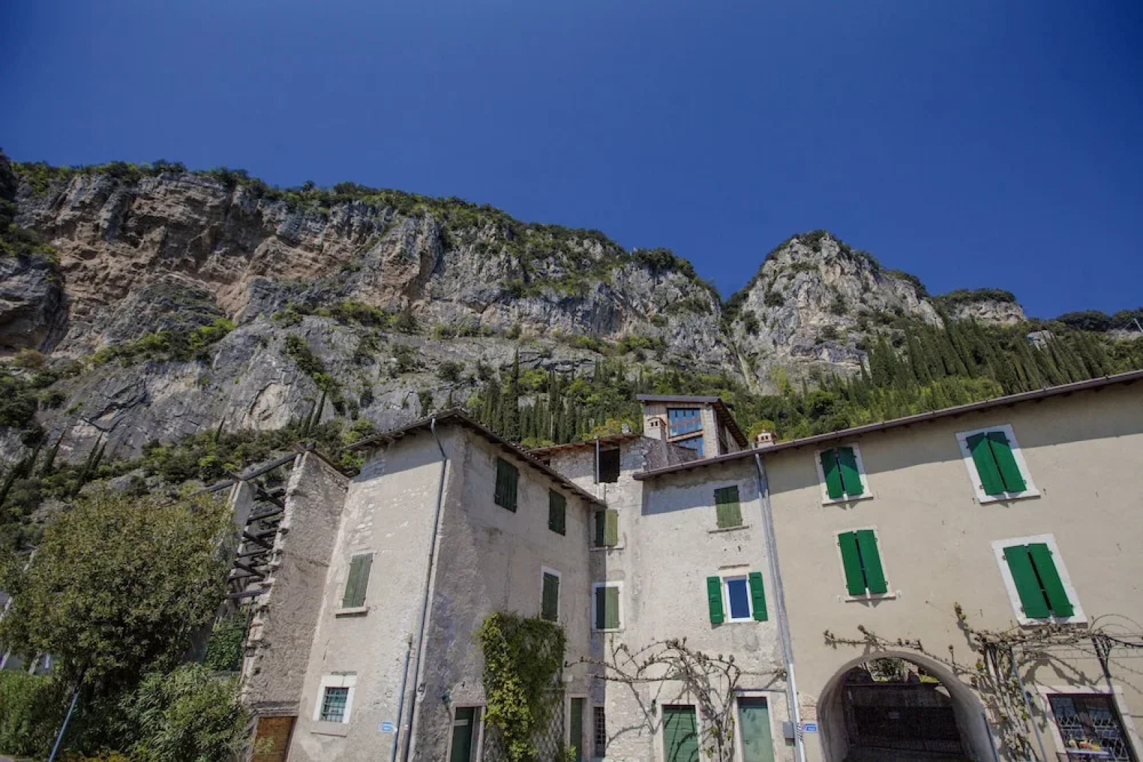 Hotel e Appartamenti al Prà de la Fam