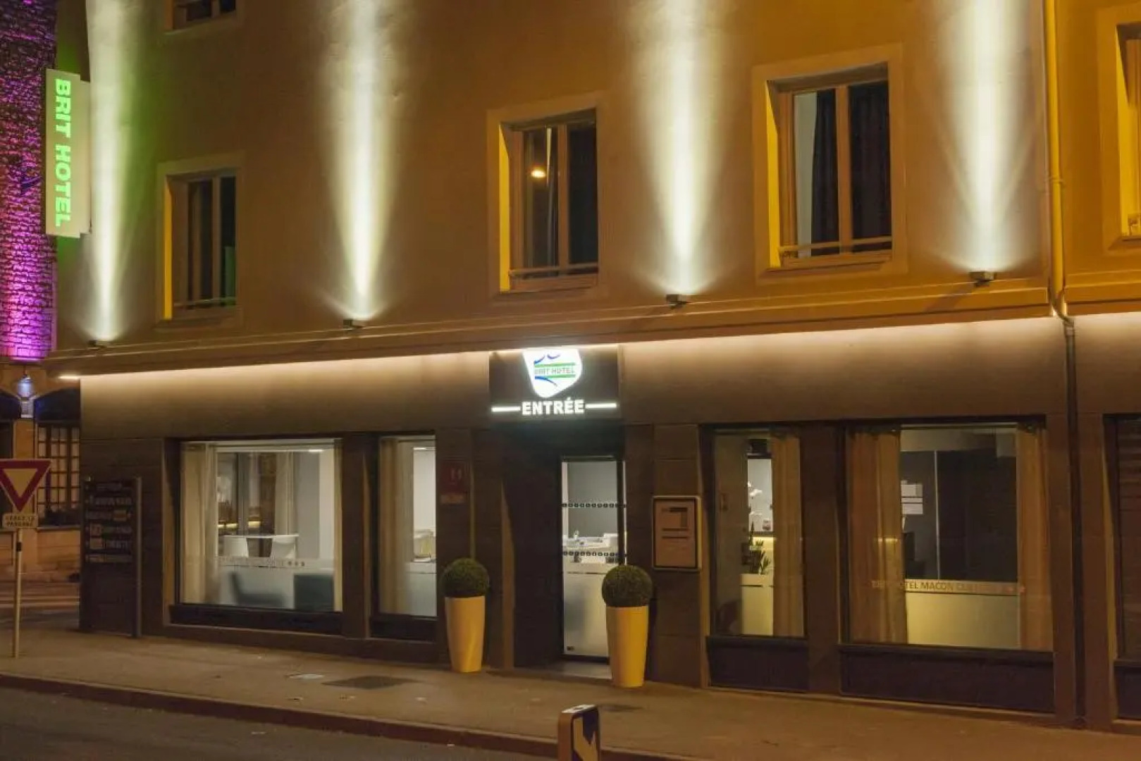 Brit Hotel Mâcon Centre Gare