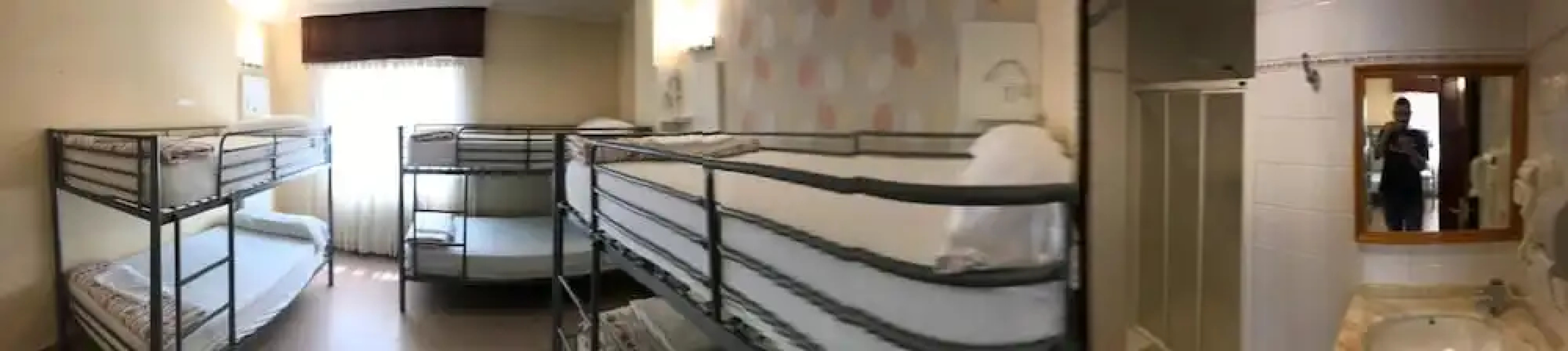 Albergue O Cruceiro - Hostel