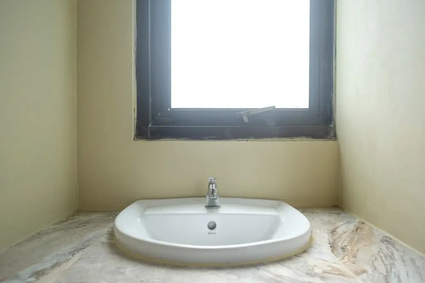 RedDoorz Syariah near Alun Alun Wonosobo 3