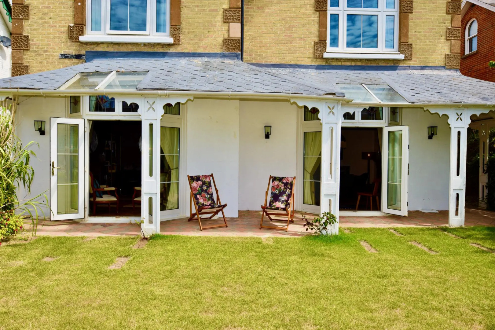 Blenheim House a Seaside Home for 12