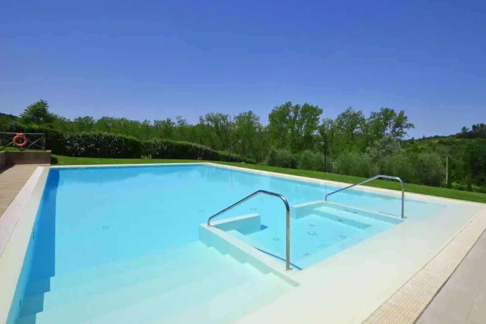 Apartment Castelfiorentino 85 with Outdoor Swimmingpool